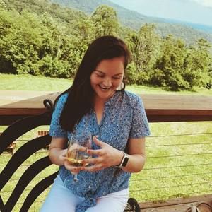 Meet your Posher, Kelly